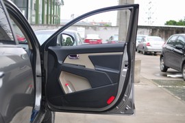 智跑2.4L自动四驱Premium到店实拍