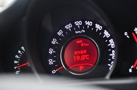 智跑2.4L自动四驱Premium到店实拍