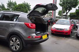 智跑2.4L自动四驱Premium到店实拍