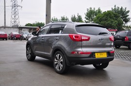 智跑2.4L自动四驱Premium到店实拍