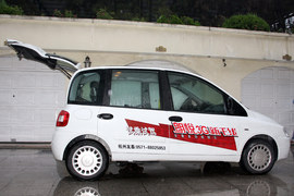 2010年众泰朗悦6座车型萧山试驾实拍