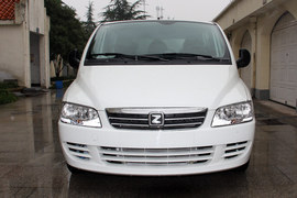 2010年众泰朗悦6座车型萧山试驾实拍