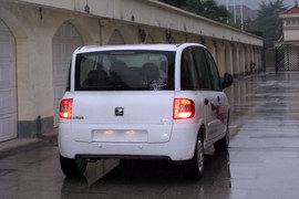 2010年众泰朗悦6座车型萧山试驾实拍