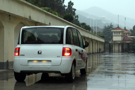 2010年众泰朗悦6座车型萧山试驾实拍