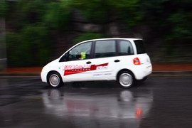 2010年众泰朗悦6座车型萧山试驾实拍