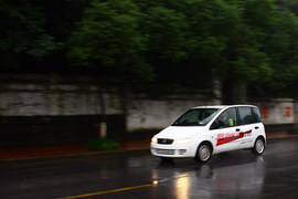 2010年众泰朗悦6座车型萧山试驾实拍