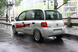 2010年众泰朗悦6座车型萧山试驾实拍