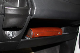 2010年众泰朗悦6座车型萧山试驾实拍