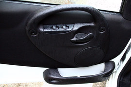 2010年众泰朗悦6座车型萧山试驾实拍