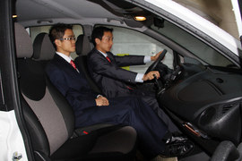 2010年众泰朗悦6座车型萧山试驾实拍