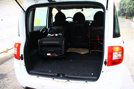 2010年众泰朗悦6座车型萧山试驾实拍