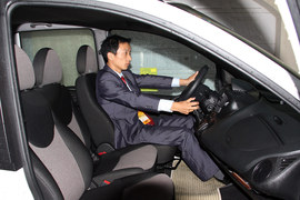 2010年众泰朗悦6座车型萧山试驾实拍