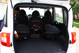 2010年众泰朗悦6座车型萧山试驾实拍