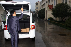 2010年众泰朗悦6座车型萧山试驾实拍