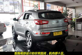 东风悦达起亚智跑2.4L自动四驱到店图解