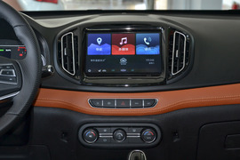 2016款奇瑞瑞虎7