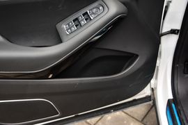 2016款众泰SR7