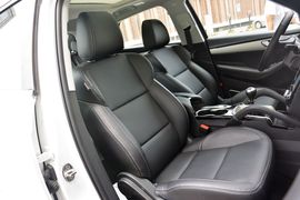 2016款众泰SR7