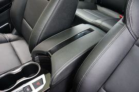 2016款众泰SR7
