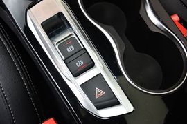 2016款众泰SR7