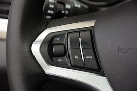 2016款众泰SR7