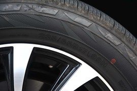 2016款众泰SR7