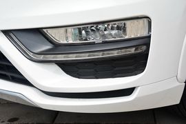 2016款众泰SR7