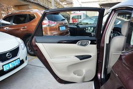 2016款日产轩逸1.8XV