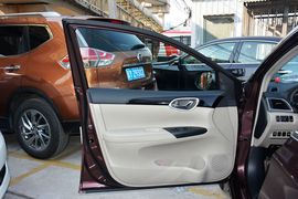 2016款日产轩逸1.8XV