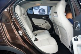 2016款奔驰GLA200动感型