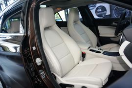 2016款奔驰GLA200动感型