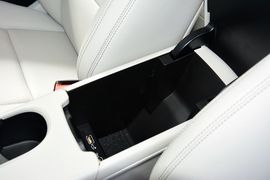 2016款奔驰GLA200动感型