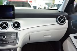 2016款奔驰GLA200动感型
