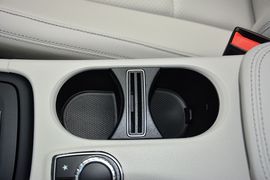 2016款奔驰GLA200动感型