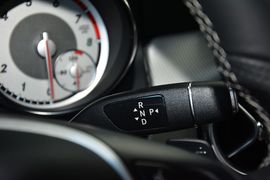 2016款奔驰GLA200动感型