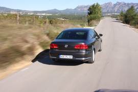 2011款帕萨特B7海外试驾实拍