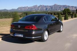 2011款帕萨特B7海外试驾实拍