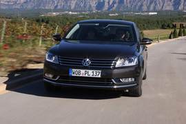 2011款帕萨特B7海外试驾实拍