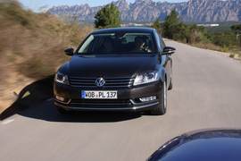 2011款帕萨特B7海外试驾实拍