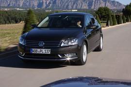 2011款帕萨特B7海外试驾实拍