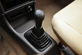 2011款长安铃木羚羊1.3L手动舒适型