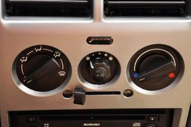 2011款长安铃木羚羊1.3L手动舒适型