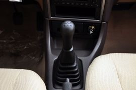 2011款长安铃木羚羊1.3L手动舒适型