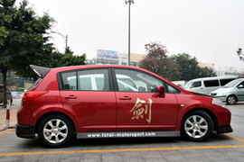 2009款日产骐达