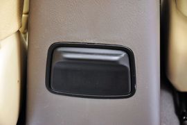 2011款北京现代伊兰特1.6L手动舒适天窗型