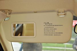 2011款北京现代伊兰特1.6L手动舒适天窗型