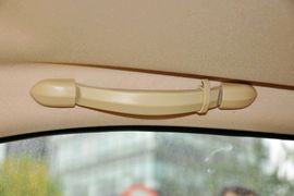 2011款北京现代伊兰特1.6L手动舒适天窗型
