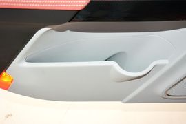 2016款众泰E200