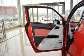 2016款众泰E200