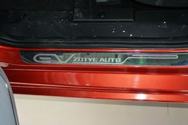 2016款众泰E200